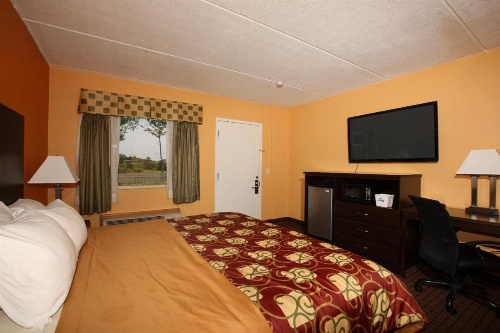 Budgetel Inn Glens Falls-Lake George-Saratoga image 11
