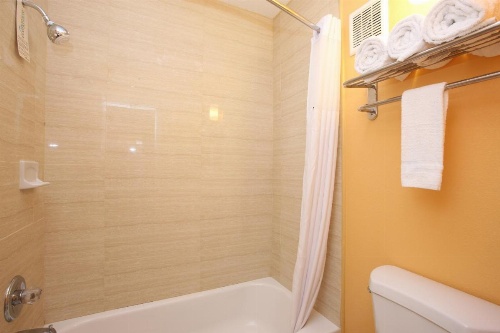 Budgetel Inn Glens Falls-Lake George-Saratoga image 12